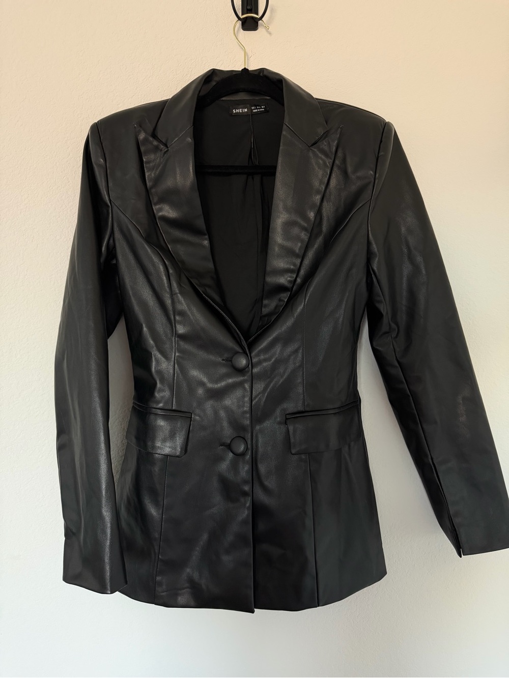 SHEIN Black Faux Leather Tailored Blazer Small